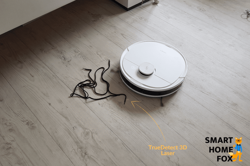 Ecovacs Deebot T8 umfährt flache Gegenstände mit Hilfe der True Detect 3D-Technologie